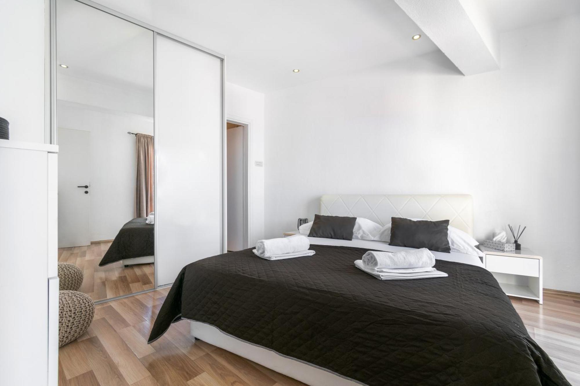 Apartment Makarska City Kültér fotó